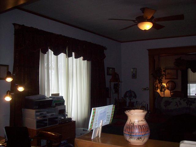 diningroom001.jpg