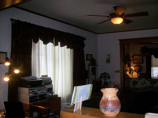 diningroom001_1.jpg